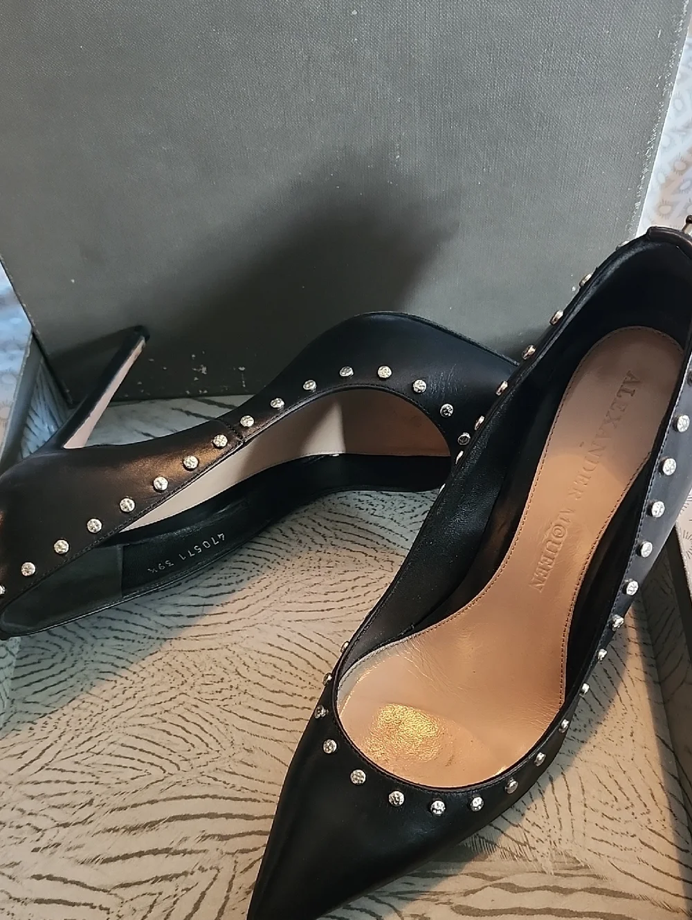 Alexander McQueen - High Studded Court - Black Studded Leather Heels - Picture 3 of 9